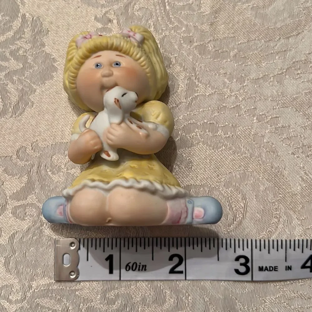 Vintage 1984 Cabbage Patch “special thoughts for special people” figurine EVC